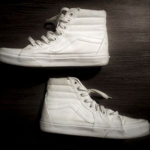Vans, white high-top canvas sneakers, unisex. Size 8.5 women